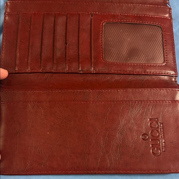 Gucci Burgundy Leather Continental Wallet - Picture 3 of 6